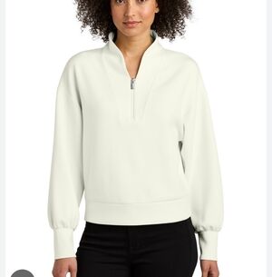 NWOT OGIO Women's Transcend 1/4 Zip Pullover Sweatshirt Sz. Small